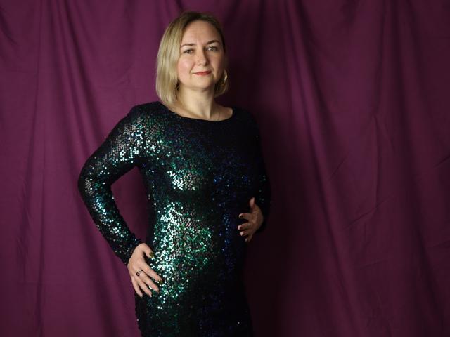 IvannaRich - сексуальная веб-камера в реальном времени - 13544172