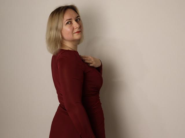 IvannaRich - Live sex cam - 13544580