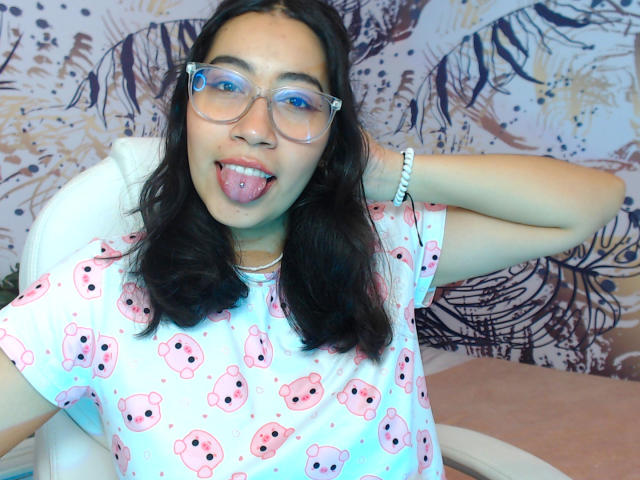 EmilyMyers - Camera khiêu dâm &amp; quyến rũ trực tiếp - 13556136