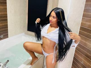 MahiaLouren - Live porn &amp; sex cam - 13561088
