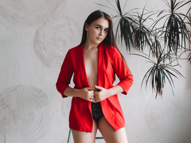 InnaBlair - сексуальная веб-камера в реальном времени - 13563400