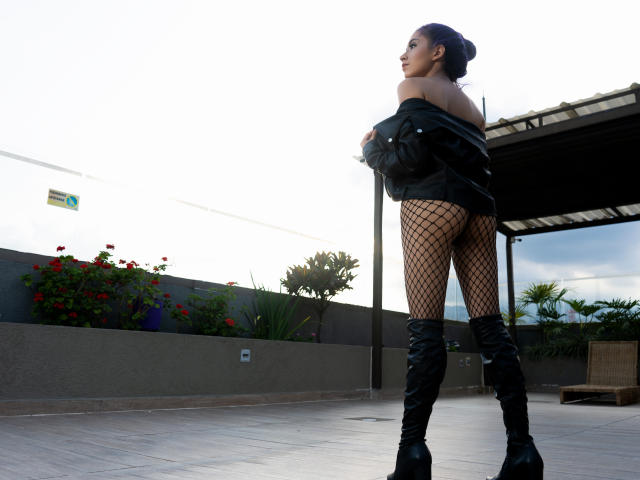 JuliaJobs - Live sexe cam - 13573028