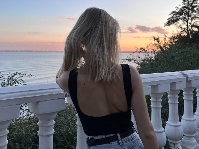 Solleil - Live sex cam - 13575764