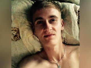 BradStrong - Live sex cam - 13583940