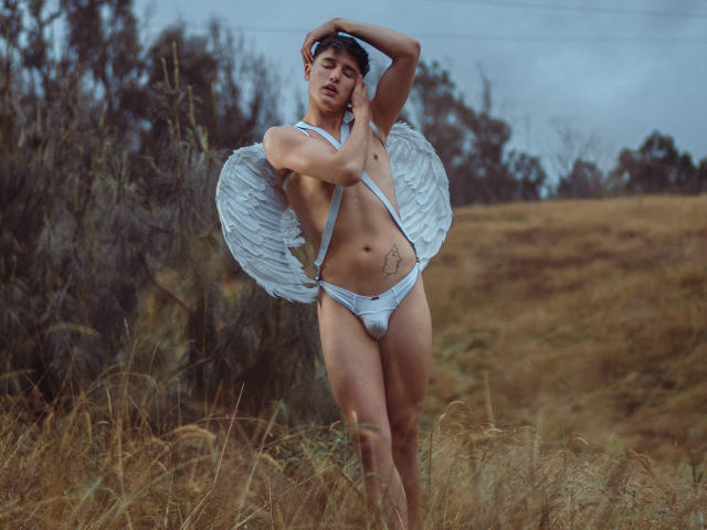 IssacPalman - Live sex cam - 13596100