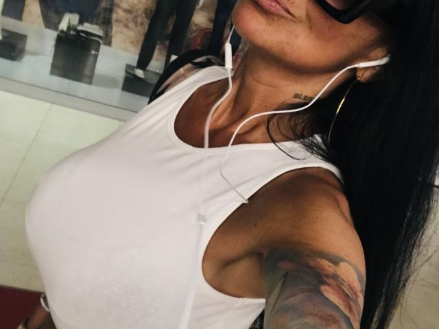 BrilliantOne - сексуальная веб-камера в реальном времени - 13608148