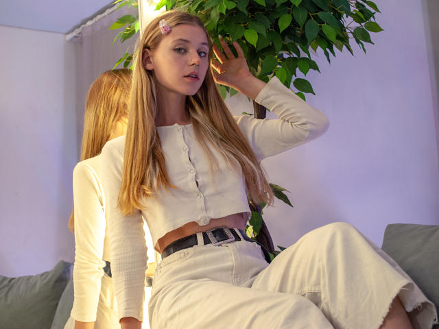 LollipopSpinner - Live sexe cam - 13616948