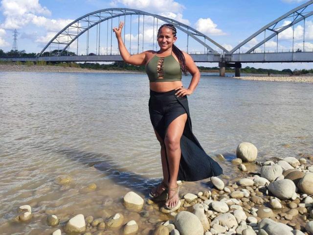 YiyaHot69 - сексуальная веб-камера в реальном времени - 13627336