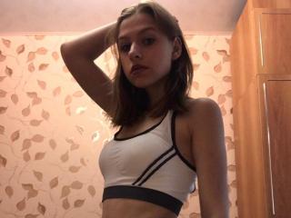 OliviaWallker - сексуальная веб-камера в реальном времени - 13634080