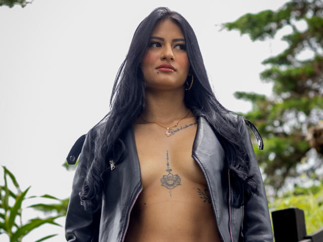AlahiaMeyer - Live sexe cam - 13639812