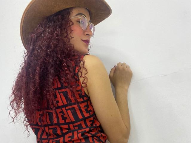 LauraLopez - Sexe cam en vivo - 13641072