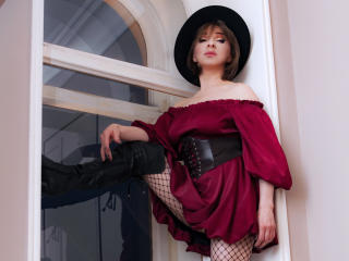 JuliaRenard - Live porn &amp; sex cam - 13641348