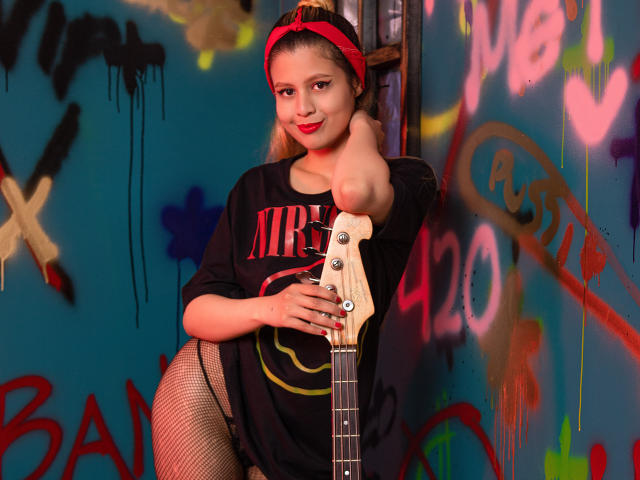 EmiilyRogers - Sexe cam en vivo - 13643476