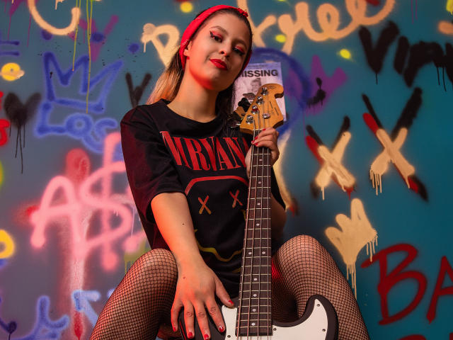 EmiilyRogers - сексуальная веб-камера в реальном времени - 13643480