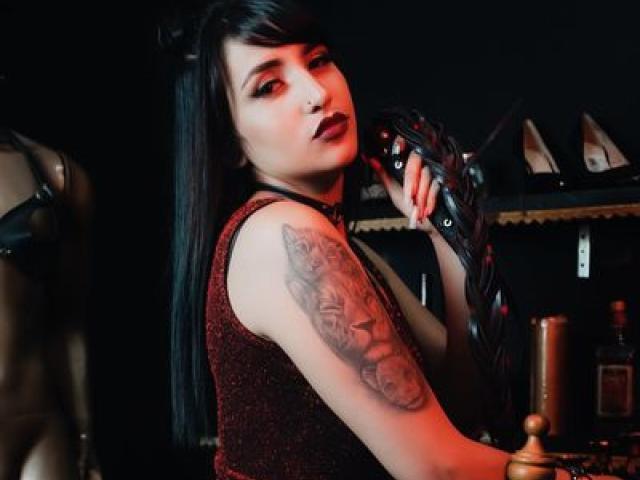 GiulianaRedsinful - Live sexe cam - 13645952