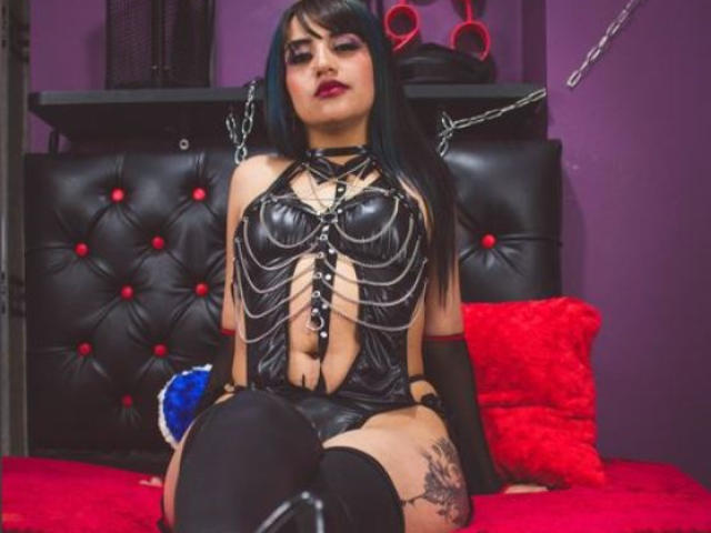 GiulianaRedsinful - Sexe cam en vivo - 13646596