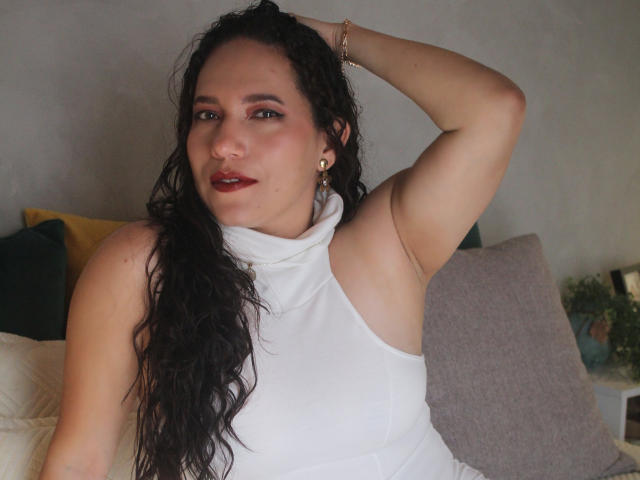AndreaRomano - Live porn &amp; sex cam - 13647004