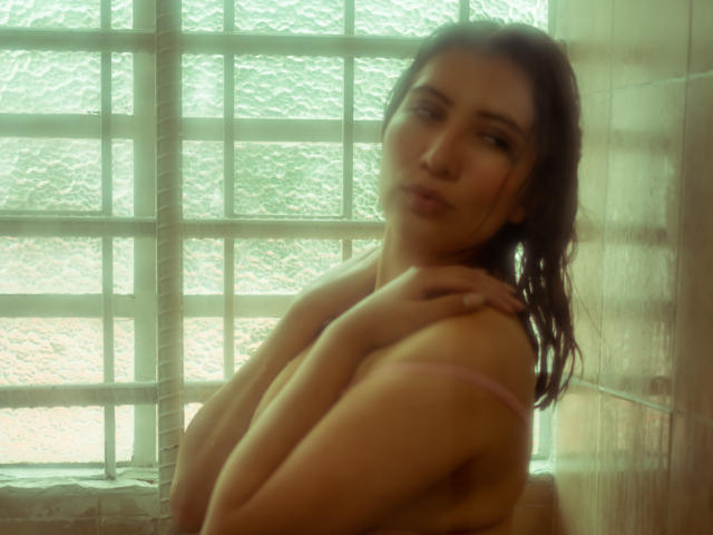 Lianaa69 - Sexe cam en vivo - 13648204