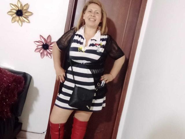 MilfLesbian - Sexe cam en vivo - 13650868
