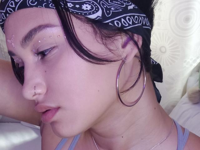 EmmaSuceuse - Live porn &amp; sex cam - 13664220