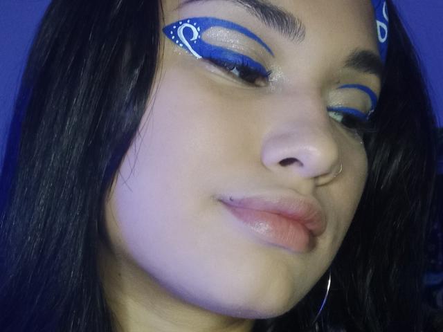 EmmaSuceuse - сексуальная веб-камера в реальном времени - 13664616