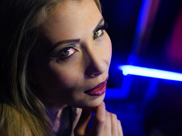 MiaLaurenty - Live porn &amp; sex cam - 13665812