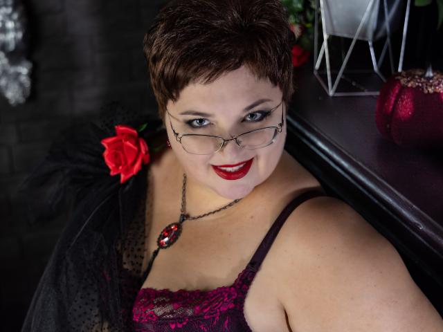 GlowingWoman - сексуальная веб-камера в реальном времени - 13674776