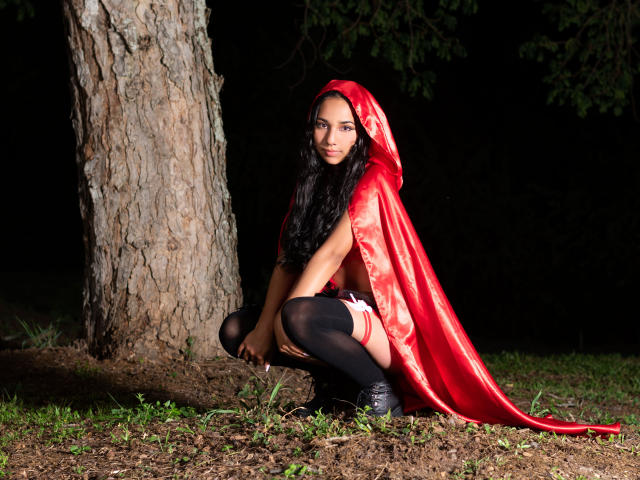 CharlotteWilliams - сексуальная веб-камера в реальном времени - 13682300