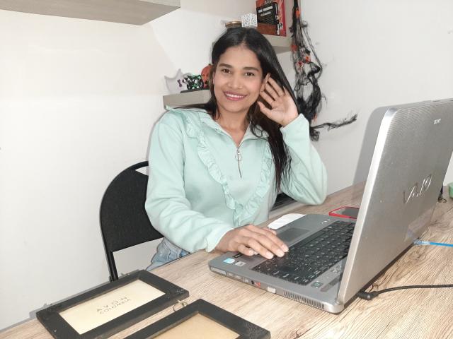 AndreaaTaylor - Sexe cam en vivo - 13700272
