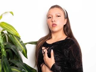 SoniaTaylor - Live porn &amp; sex cam - 13700324