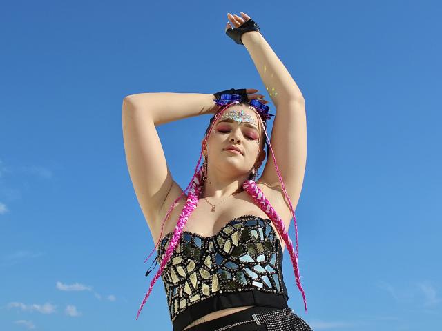 KrisBurke - Camera khiêu dâm &amp; quyến rũ trực tiếp - 13711740