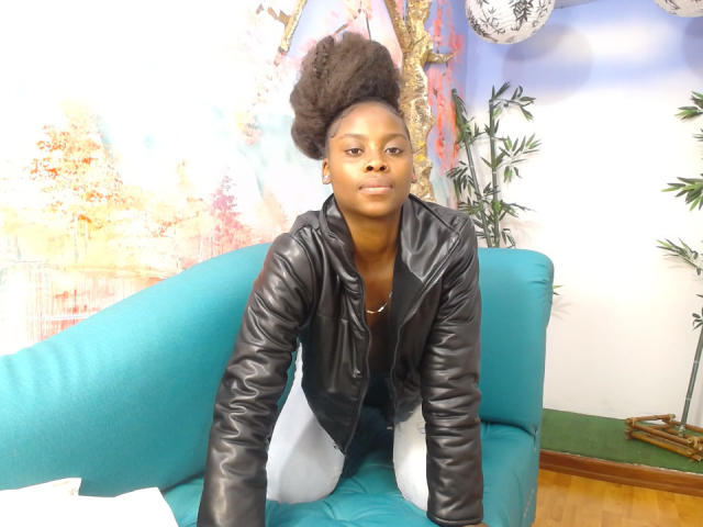 RousCherry - Sexe cam en vivo - 13713200