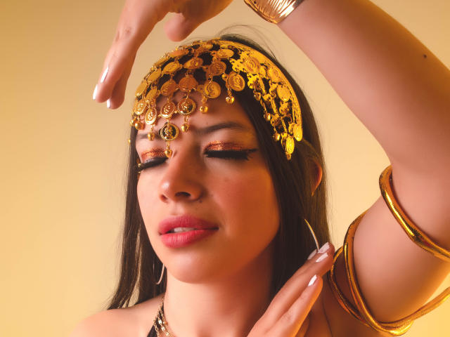 CarolinaCastillo - Live Sex Cam - 13722512