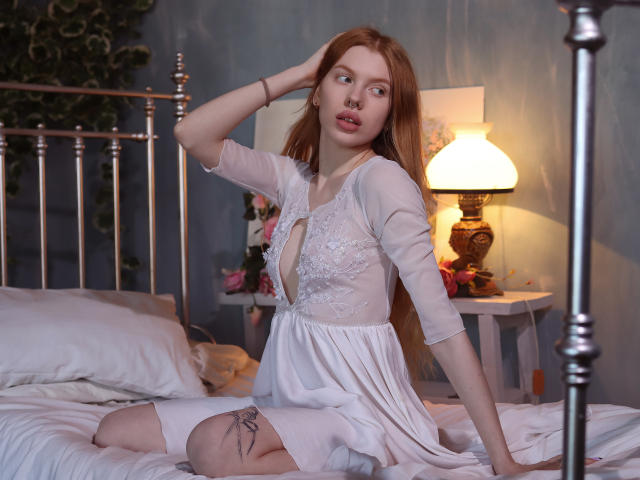 StellaRed - Live sex cam - 13724520