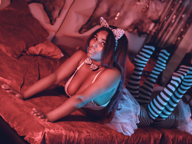 AntonellaRoy - Live Sex Cam - 13735360