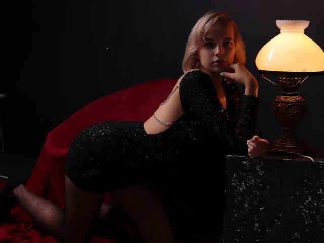 NatashaViolet - Live porn &amp; sex cam - 13736092