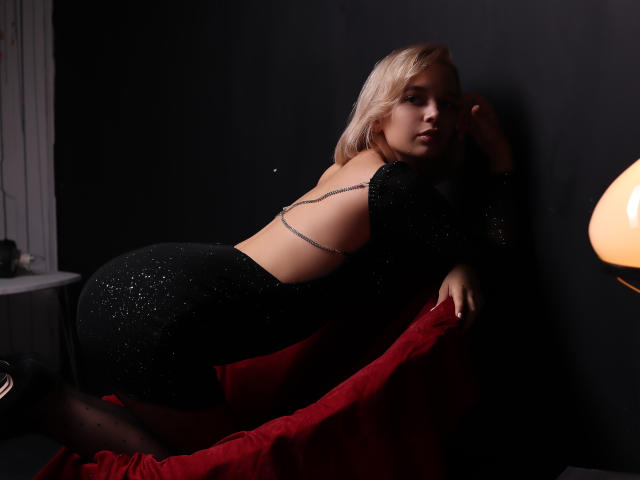 NatashaViolet - Live porn &amp; sex cam - 13736164