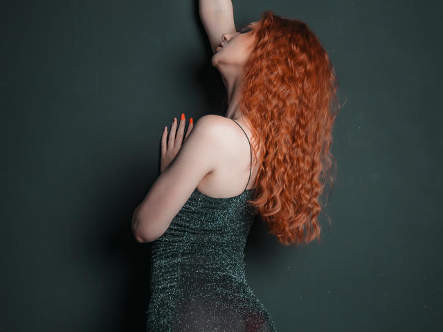 RebeccaFlores - сексуальная веб-камера в реальном времени - 13744376