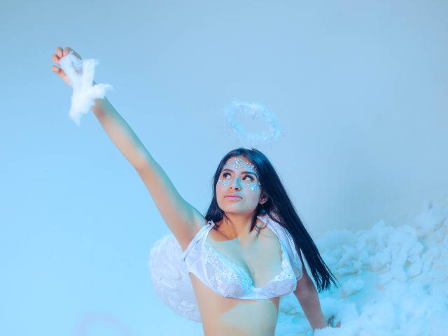 MelanyLaurents - Sexe cam en vivo - 13745336