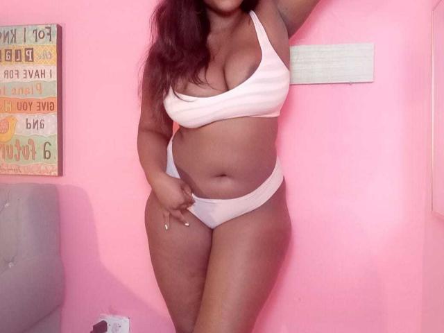 EmiraHot - Camera khiêu dâm &amp; quyến rũ trực tiếp - 13757496