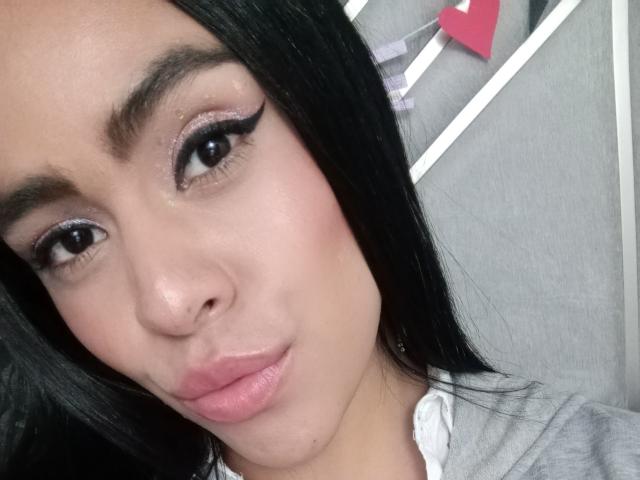 StellaBeckker - Élő pornó és szexkamera - 13758460