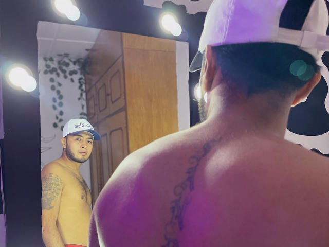 TwoLatinsHotts - Sexe cam en vivo - 13772848