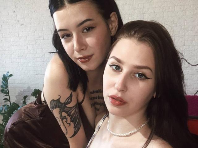 AliceAndAlexa - Sexe cam en vivo - 13775440