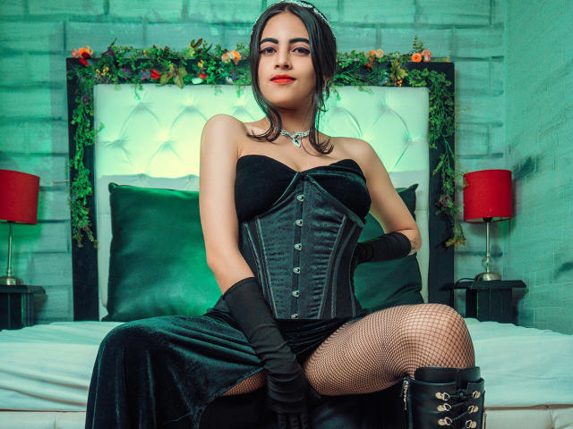 CoriPaige - Live Sex Cam - 13778324