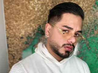 VisiI - сексуальная веб-камера в реальном времени - 13785836