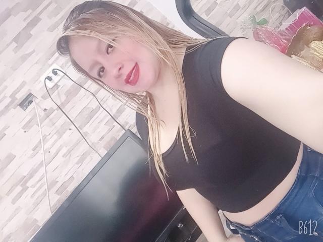 SaraMoreti - Live sex cam - 13786612
