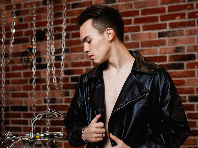 JustinHardman - Live Sex Cam - 13789736