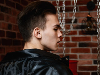 JustinHardman - Live sex cam - 13789752