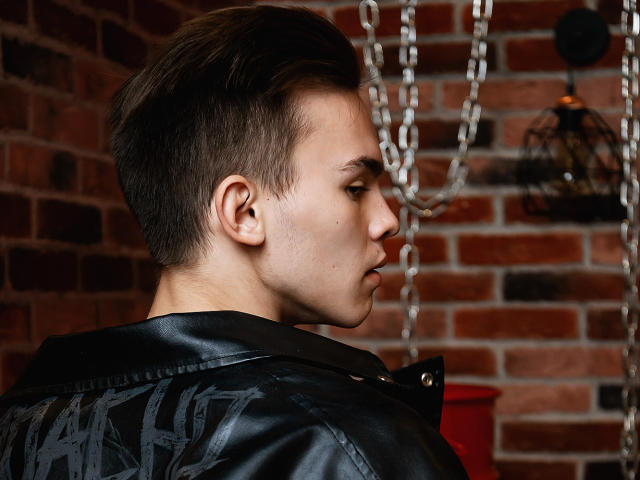 JustinHardman - Live sex cam - 13789752