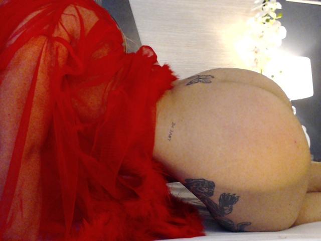 KateJolie - Live porn &amp; sex cam - 13797636